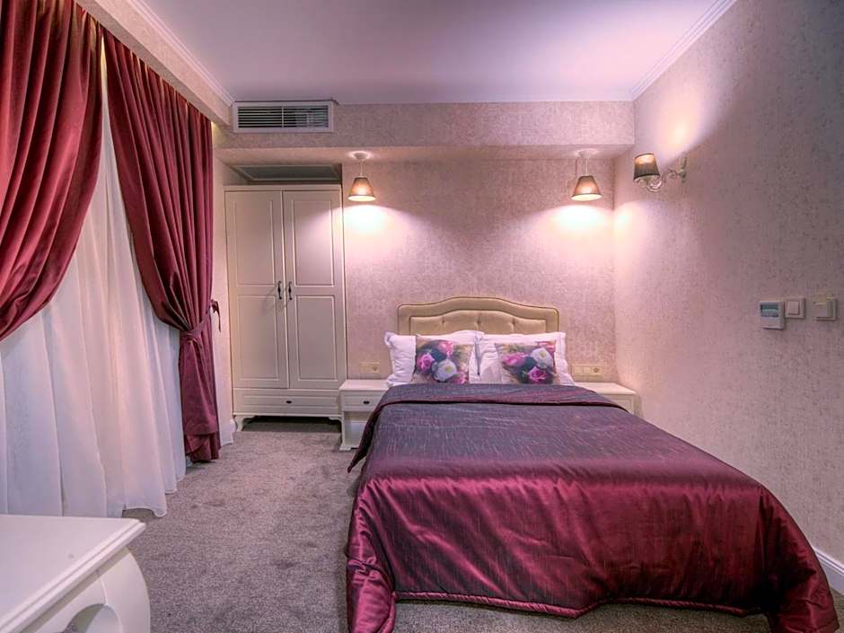 Family Hotel Agoncev