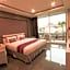 Transera Kamini Legian Hotel
