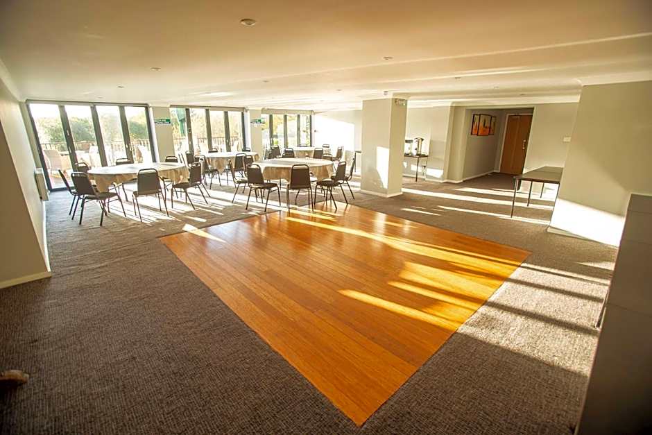 The Bridge House; BW Signature Collection