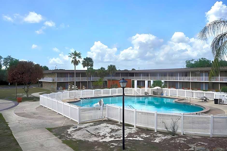 Croix Grand Hotel