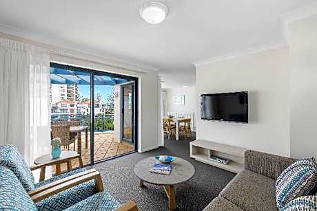 2 Bedroom Apartment