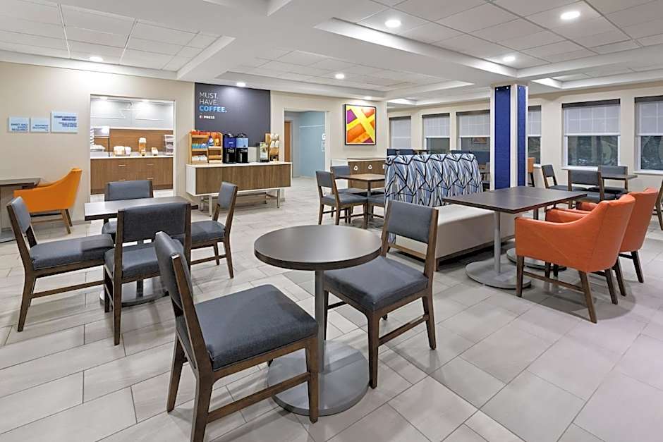 Holiday Inn Express Hotel & Suites Freeport By IHG