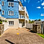 Crow's Nest Apartments