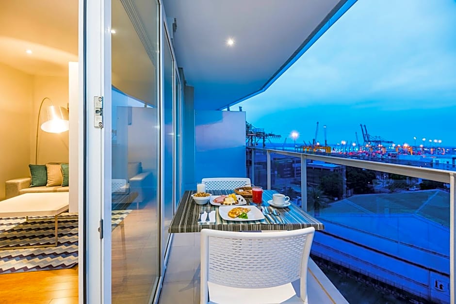 Cosmos Pacifico Hotel