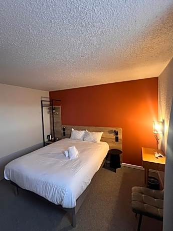 Standard Double Room - Non-Smoking