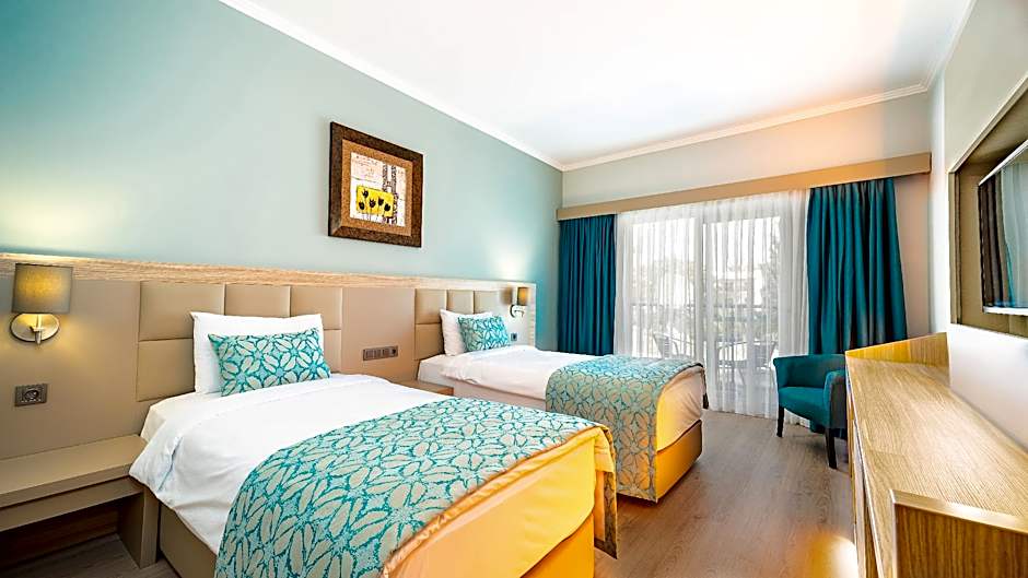 Aqua Fantasy Aquapark Hotel & Spa - Ultra All Inclusive