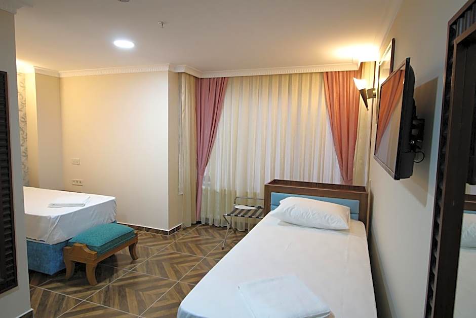 HOTEL ÜMİT YENİKAPI