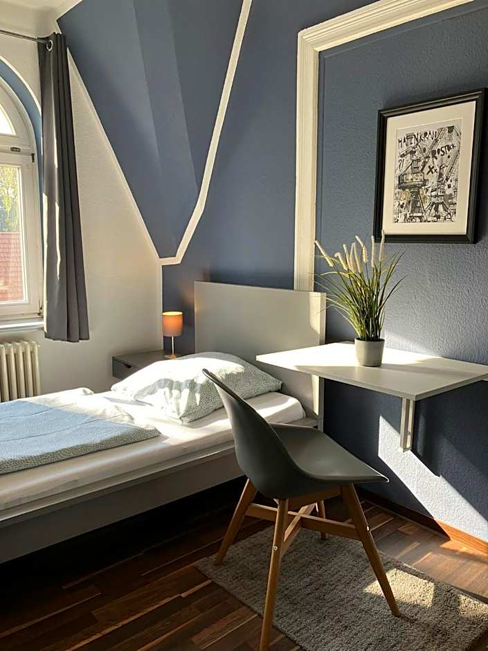 Blue Doors Hostel Altstadt