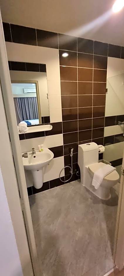 iCheck inn Chill Patong