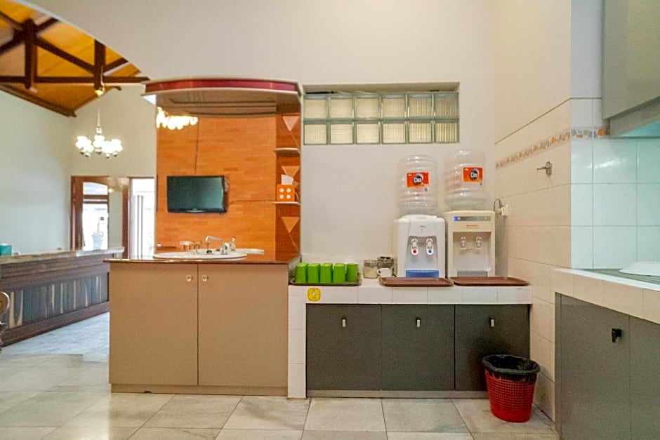 Urbanview Hotel Bubusini Batu by RedDoorz