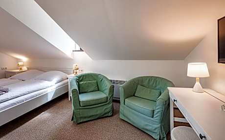 Economy Double Room