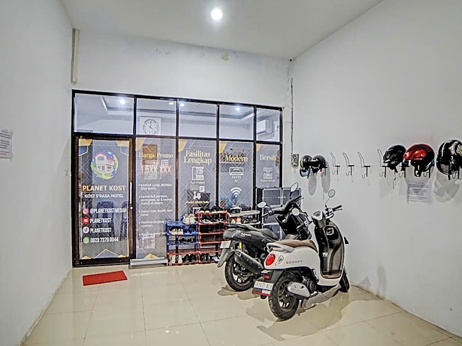 Hotel O Planet Guest House Syariah