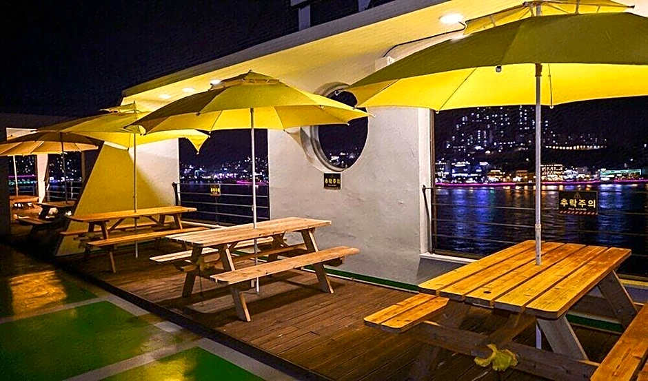 Lium Spa Hostel