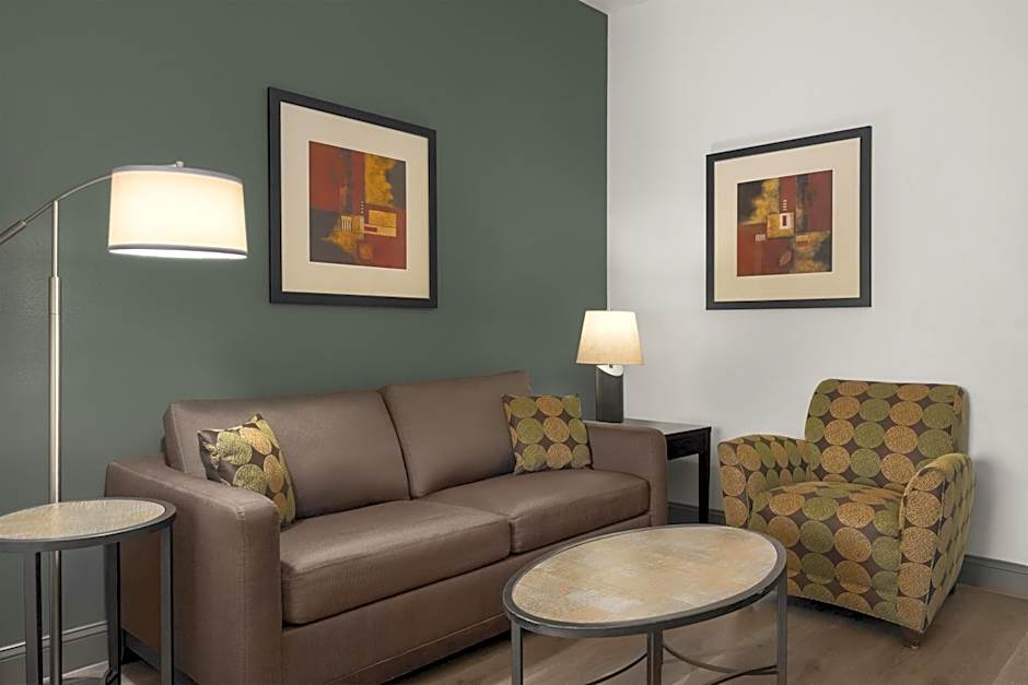 Best Western Plus Duncanville/Dallas