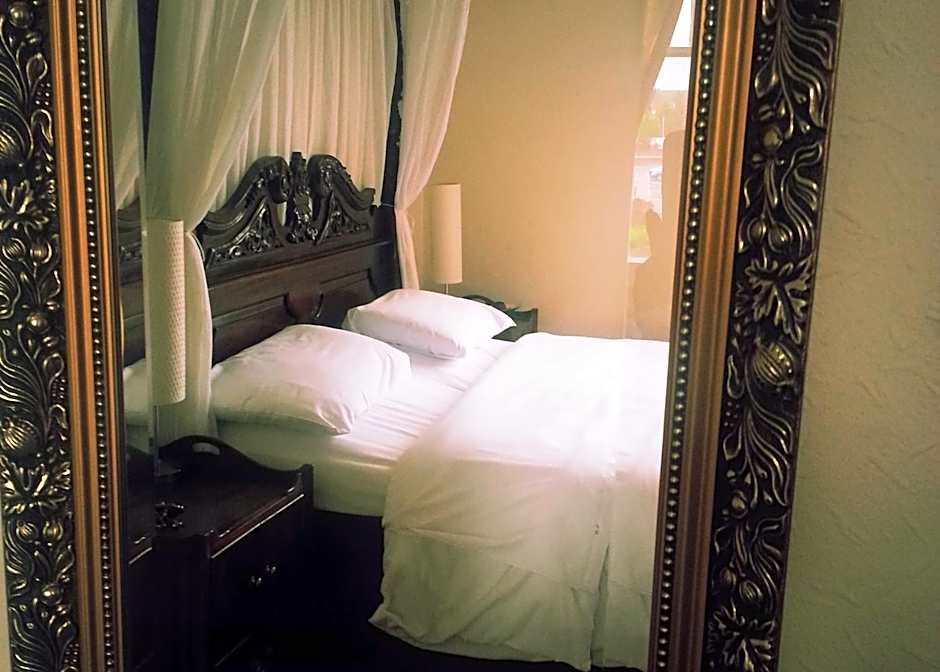 The Bank House Hotel