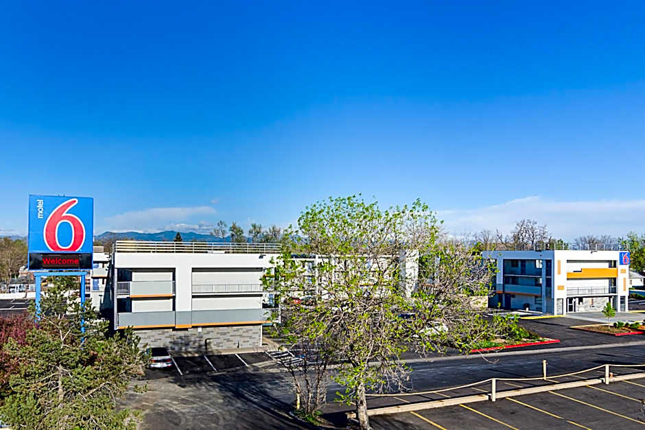 Motel 6- Denver, CO Downtown