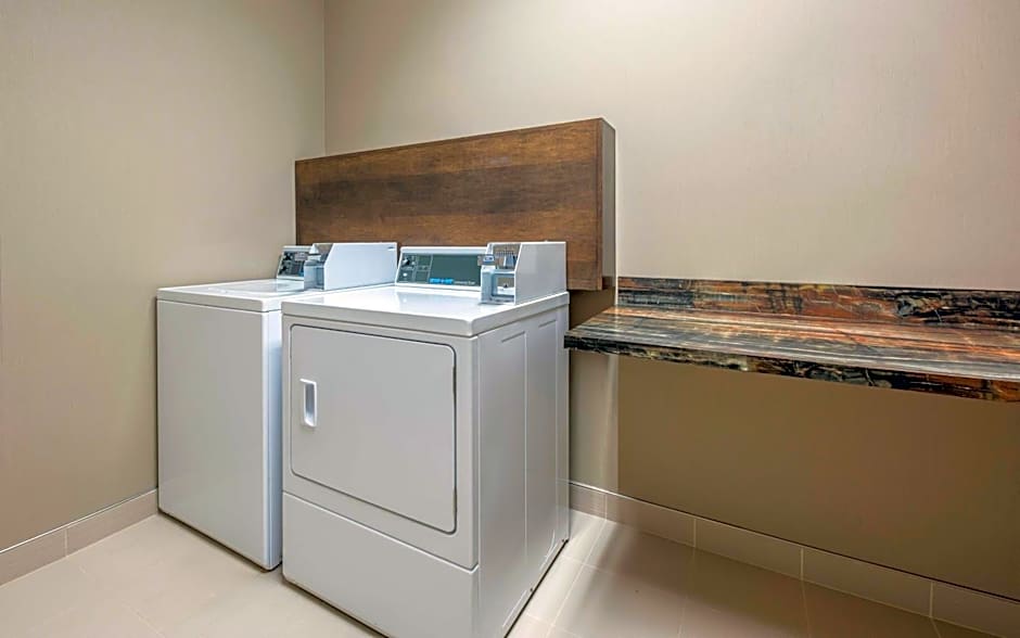 Hampton Inn By Hilton Sidney