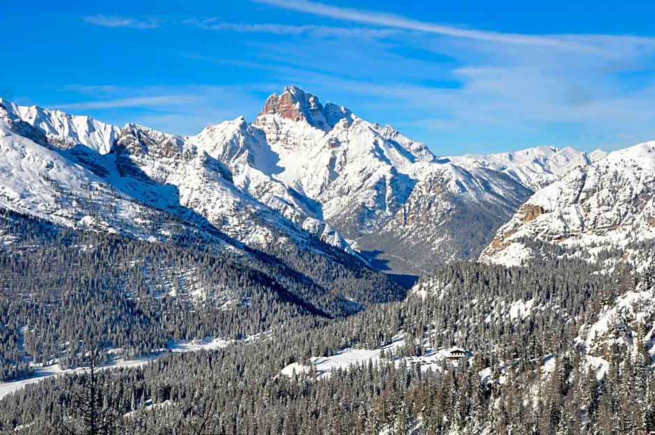 Albergo Chalet Lago Antorno