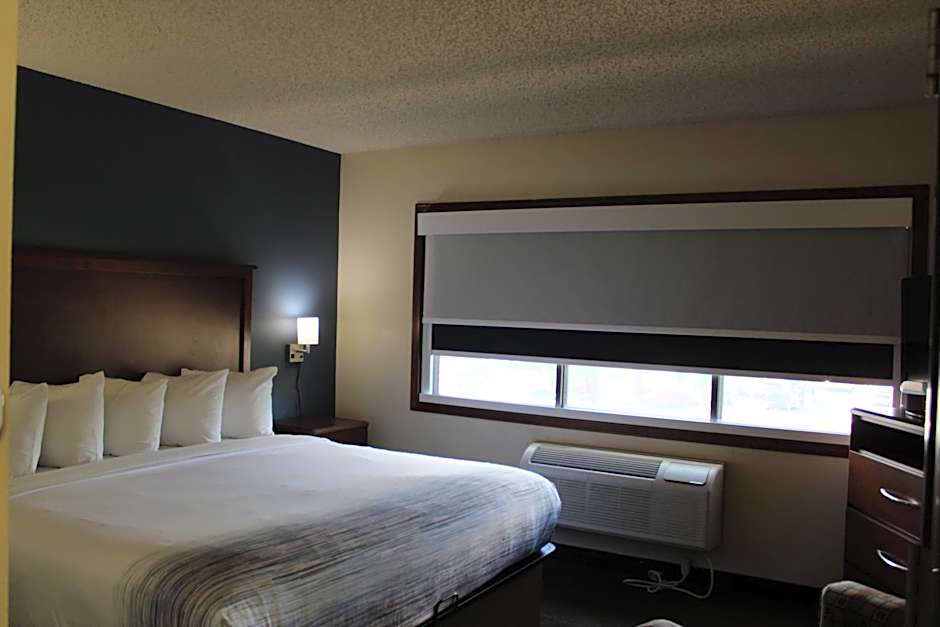 AmericInn by Wyndham Windsor Ft. Collins