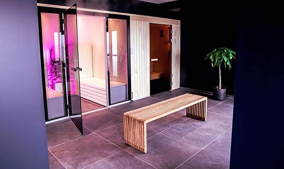 Brit Hotel Le Galion & Spa