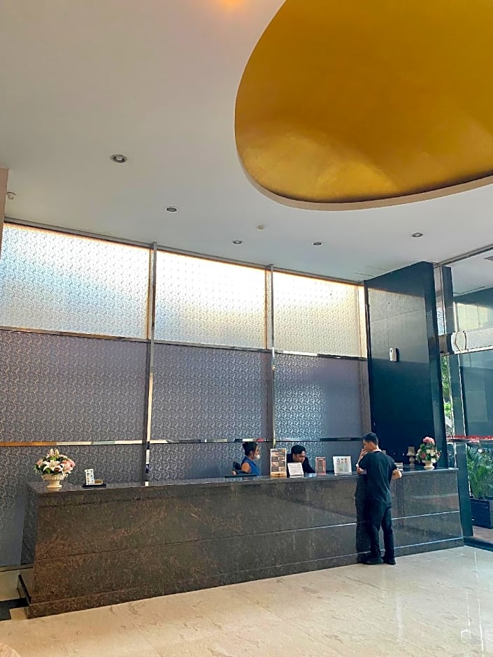 Marilyn Hotel Serpong