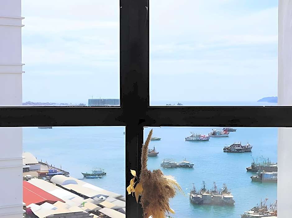 Homesuite' Home @ The Shore Kota Kinabalu