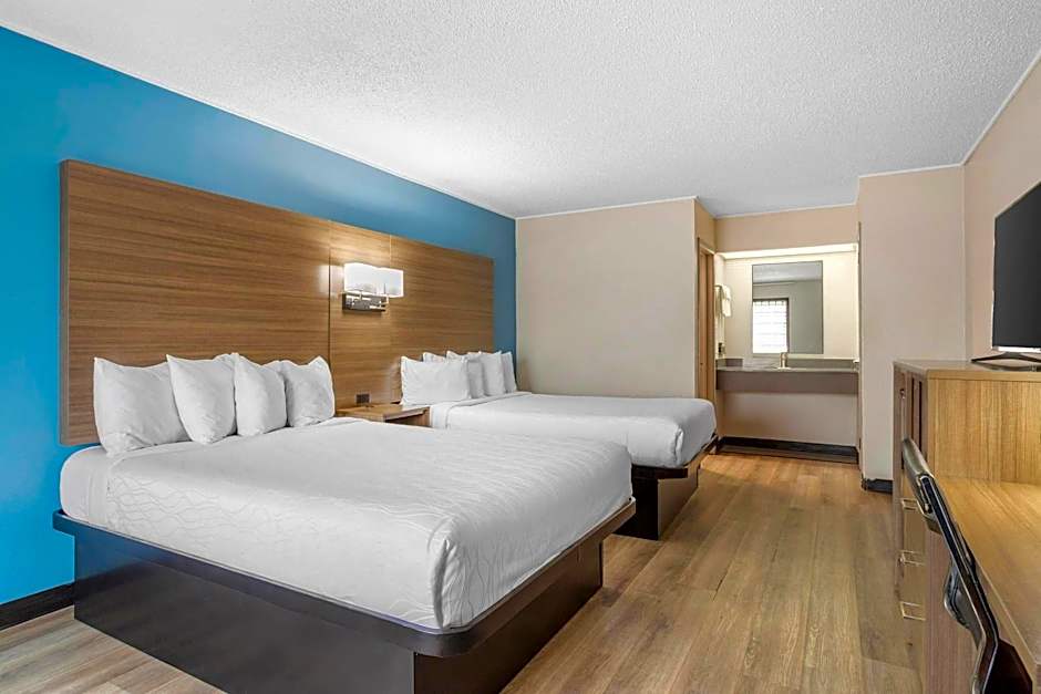 Days Inn by Wyndham Victoria TX East