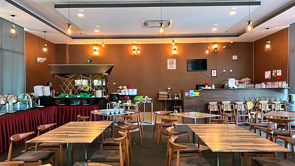 D'Wharf Hotel & Serviced Residence
