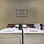Super 8 by Wyndham Hidalgo/McAllen Area