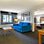 Howard Johnson by Wyndham Sacramento Downtown