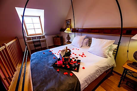 Duplex Single and Double Room