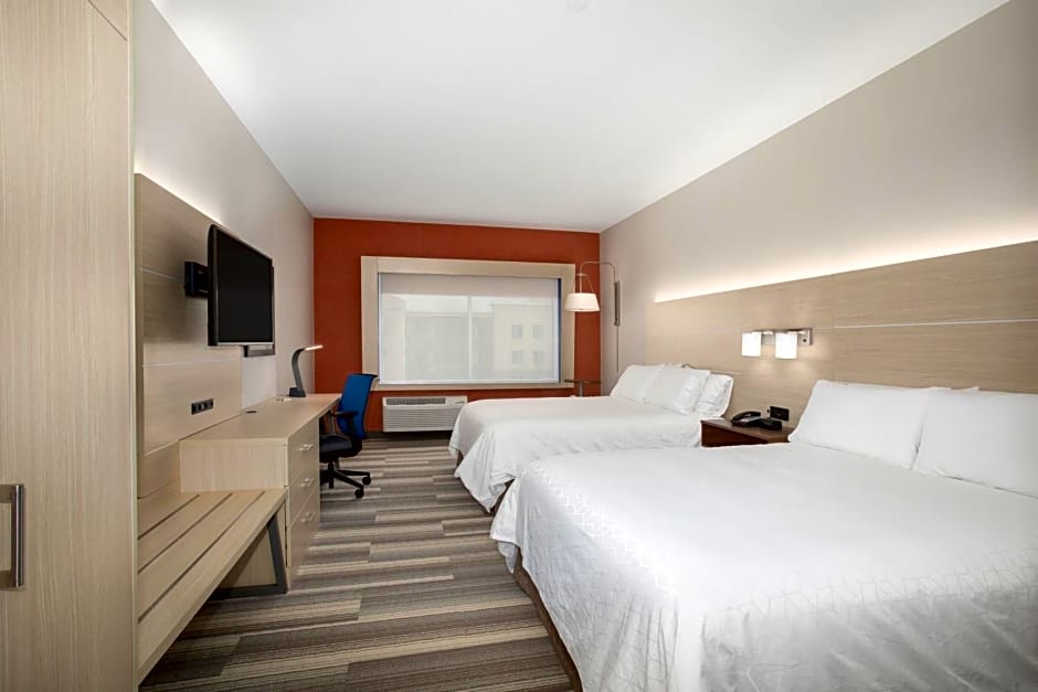 Holiday Inn Express & Suites - Denver NE - Brighton