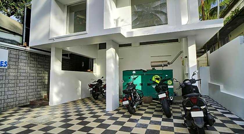 Hotel O Crystal Executive Suites