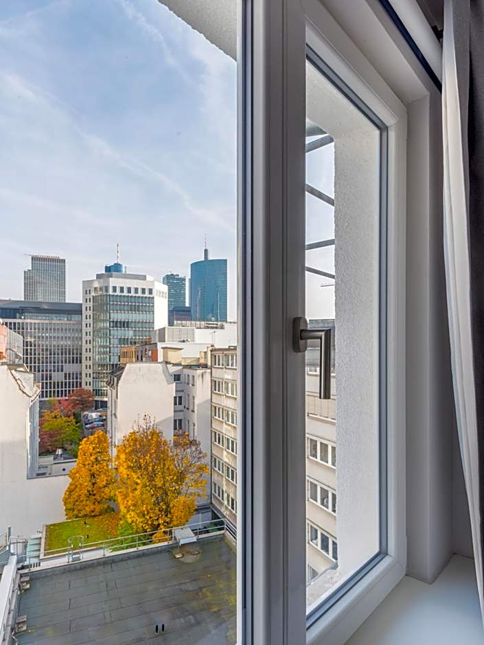 Numa Frankfurt Blau