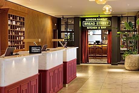 DoubleTree by Hilton Bath