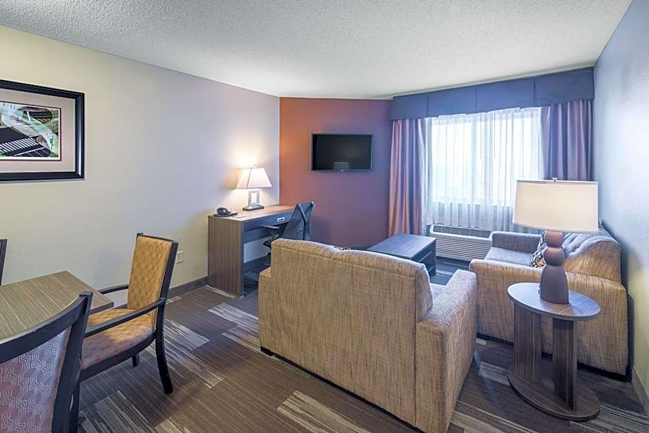 Holiday Inn Express Hotel & Suites St. Paul - Woodbury By IHG