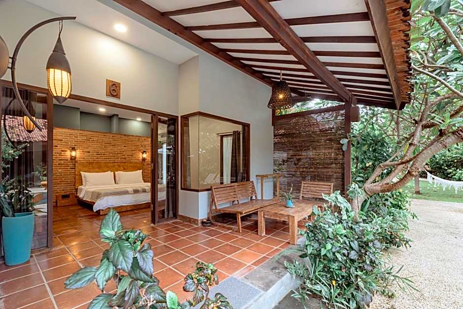 Belukar Villas