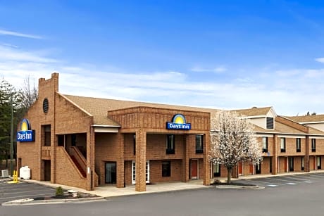 Days Inn by Wyndham Farmville