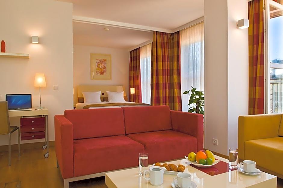 Mamaison Residence Diana