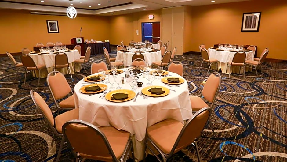 Holiday Inn Houston-Webster By IHG