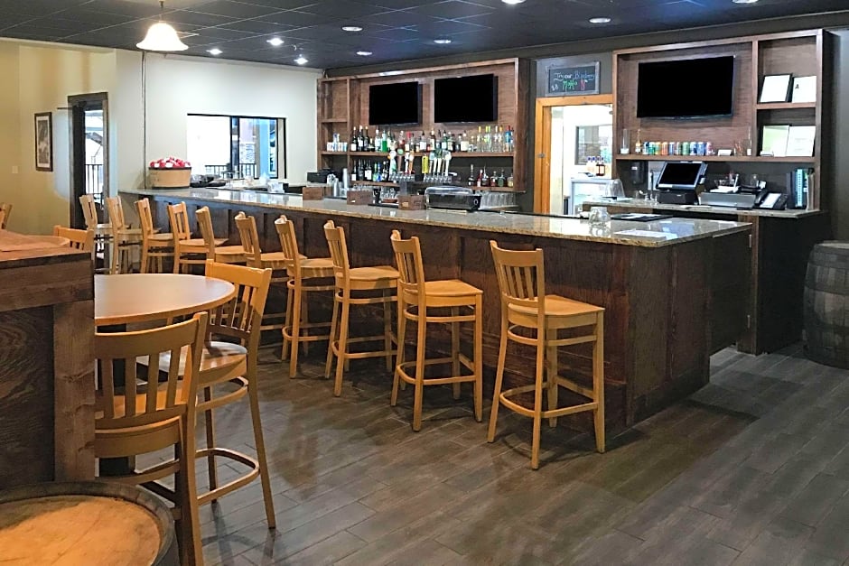 Cascades Mountain Resort – Hendersonville, NC