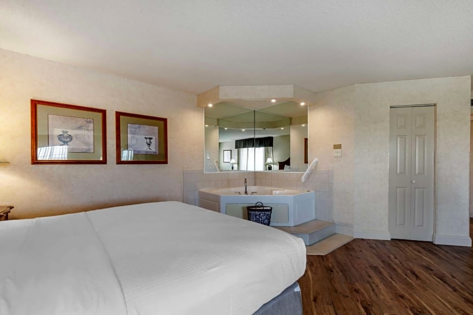 Best Western Plus Steeplegate Inn