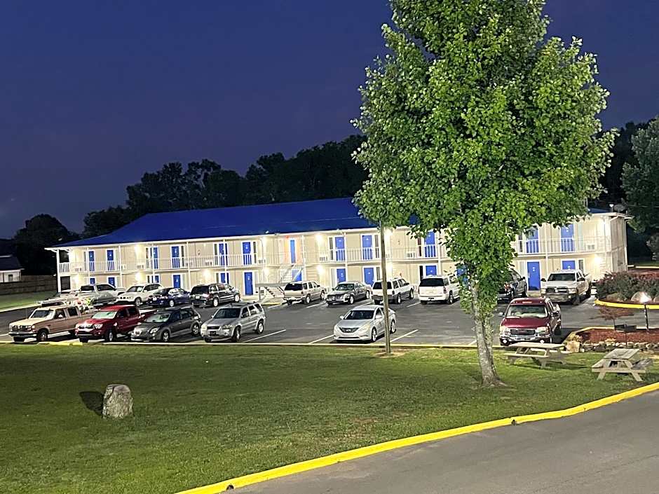 Towne inn