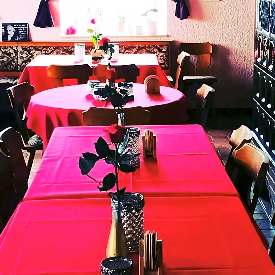 Musik und Theater Gasthof Rössle - Rooms for Angels