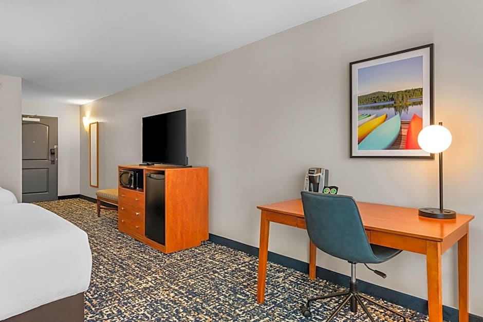 Wyndham Bloomington - Mall of America