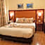 Comfort Hotel Suites