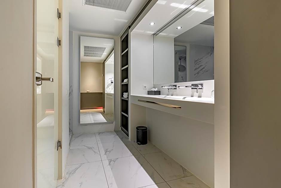 Papagayo Beach Hotel