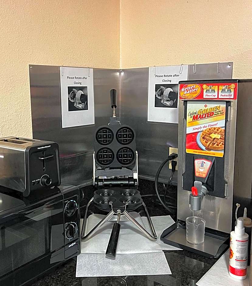 Super 8 by Wyndham Hillsville