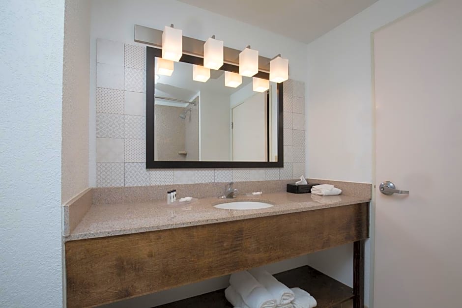 Country Inn & Suites by Radisson, Boone, NC
