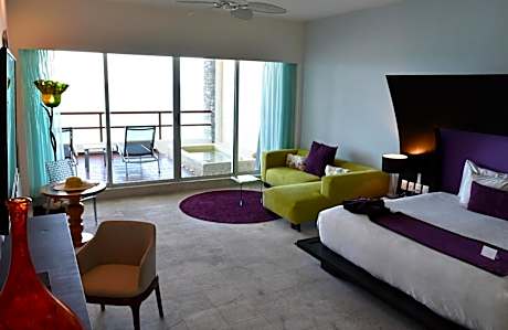 Honeymoon Suite
